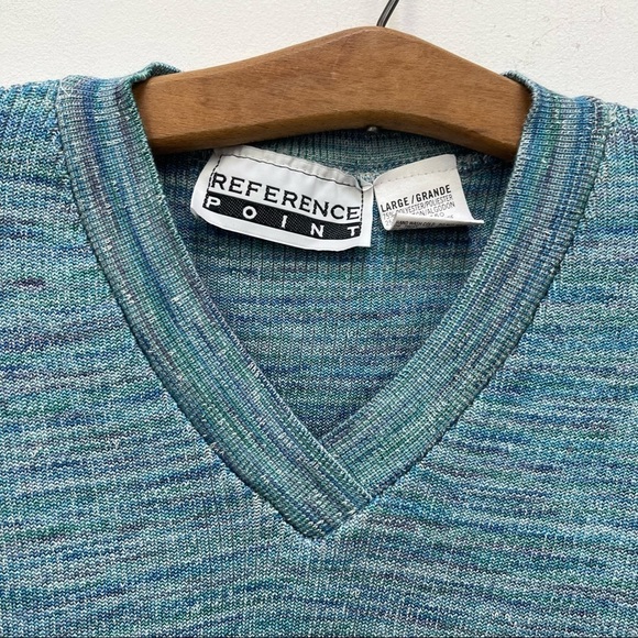 Vintage Reference Point Cropped Knit Top - Picture 4 of 7